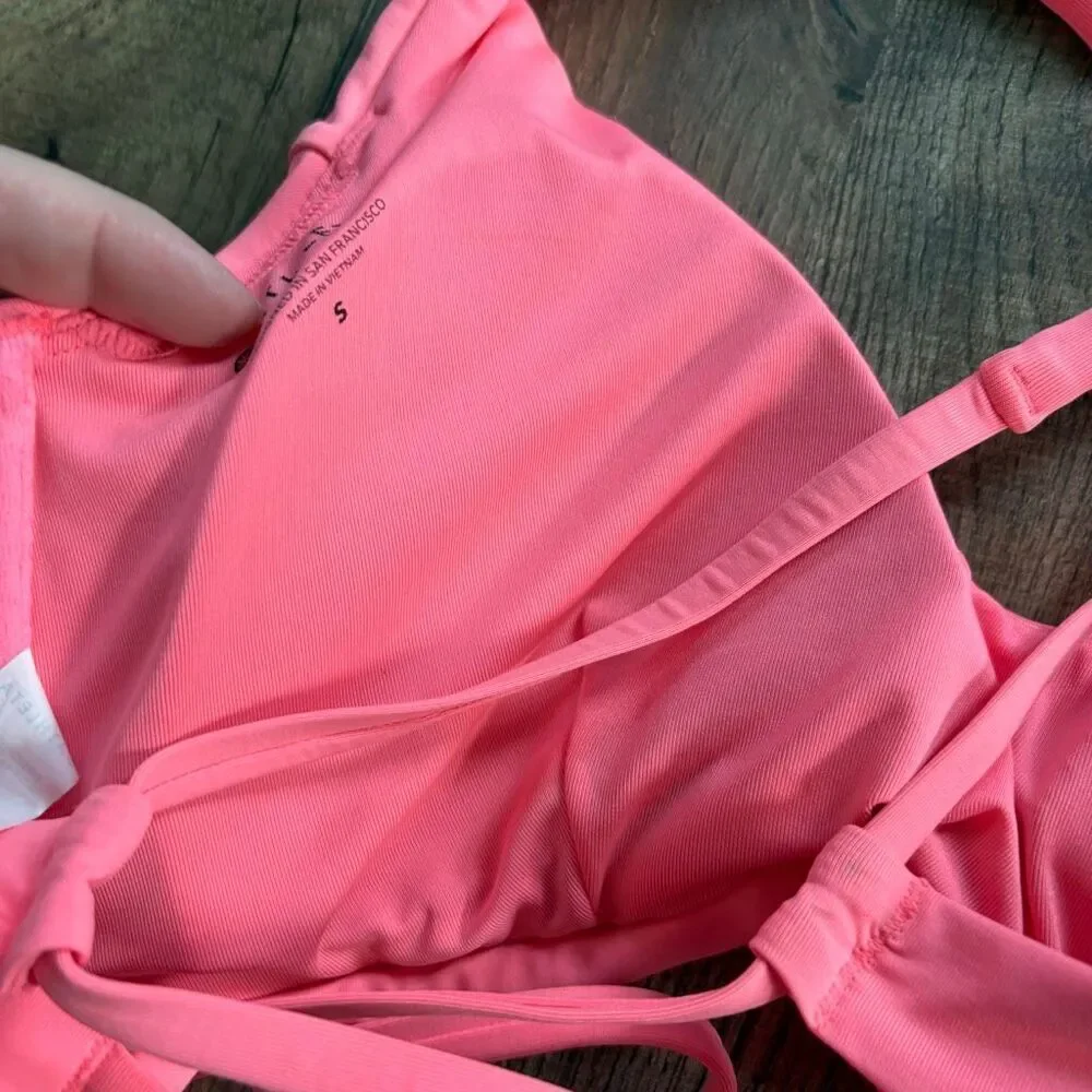 Athleta Pink Strappy Sports Bra Adjustable Back Tie Women's S Removable Padding